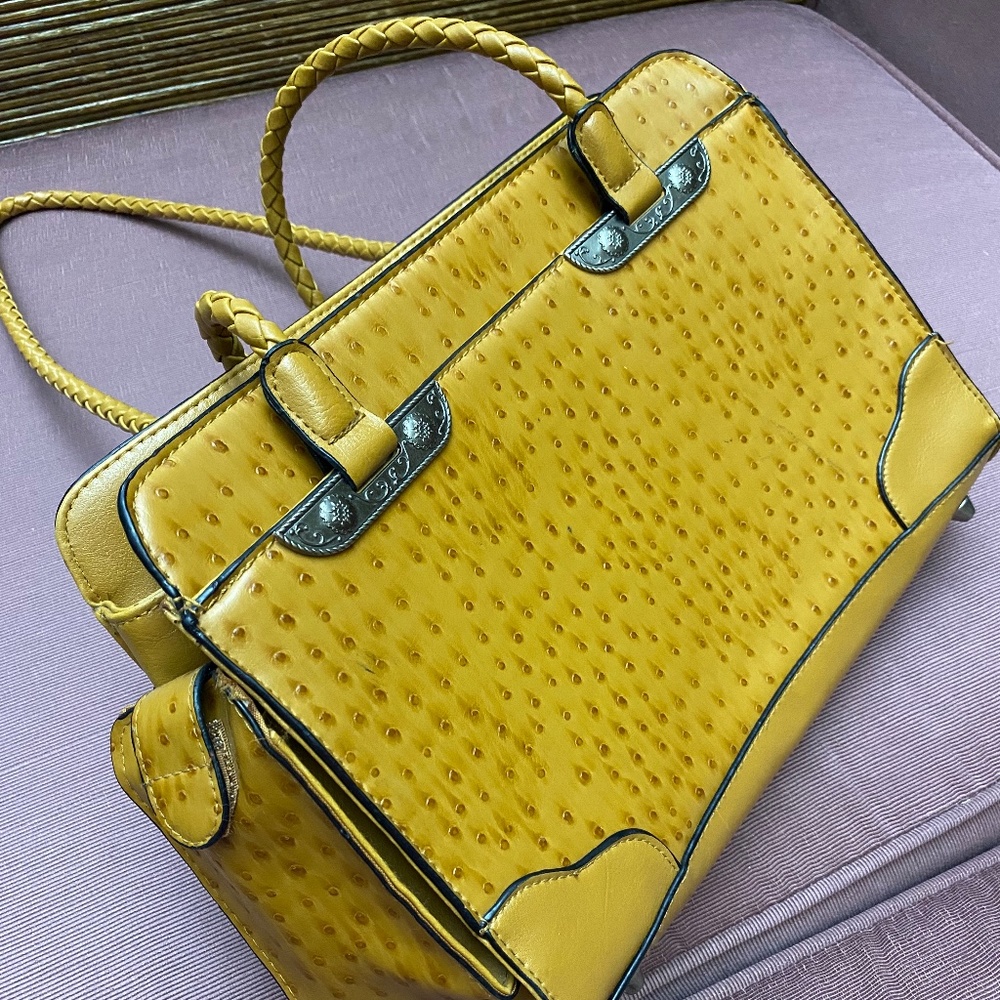 Shoulder bag